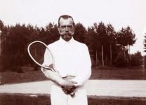 Николай II обожал теннис: влюбился за 4 дня, играл в 40-градусную жару и один раз получил мячом так, что захромал