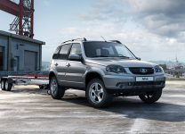 ТОП-10 SUV России: возвращение Нивы и «минус» Тигуана, Дастер замер перед сменой поколений