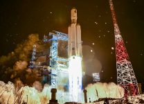 Рогозин рассказал о следующем запуске тяжелой ракеты "Ангара"