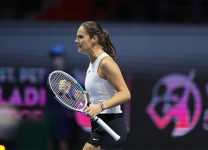 Турнир WTA в Петербурге превратился в чемпионат России, и его выиграла Касаткина. Она взяла второй титул после 2 лет мучений