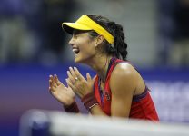 На US Open будет подростковый финал! 19-летняя Фернандес заборола Соболенко, а 18-летняя Радукану поставила рекорд