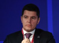 Артюхов стал лидером рейтинга глав регионов по доверию аудитории соцмедиа