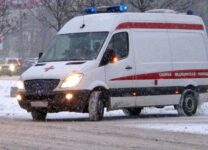 Подросток выпал из окна в Санкт – Петербурге и остался жив