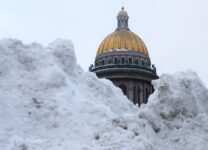 Петербуржцы назвали Беглова «свадебным генералом» на фоне проваленной снегоуборочной кампании