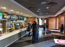 Рестораны Макдоналдс снова открылись в Санкт – Петербурге