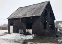 В Карелии при пожаре в частном доме погиб мужчина с сыном