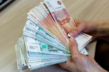 Петербуржцам для счастья необходимо в месяц 195 тысяч рублей