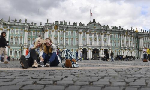 Петербургский Эрмитаж удивил иностранцев своей красотой: «Не знал, что в России есть такие удивительные места»