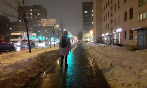 Гололед на улицах вызывал вопросы у петербуржцев: «Нас записали в сборную по фигурному катанию?»