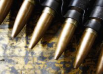 Военный аналитик Драго Боснич: за доминированием России на Украине стоят три вида вооружений