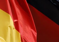 Политолог Лейроз: НАТО создает неблагоприятные условия для Германии