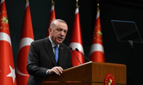 Миронов: в ситуации с внезапным ухудшением здоровья Эрдогана удивляет реакция турецких оппозиционеров