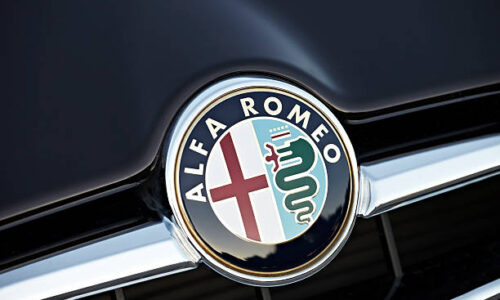 Alfa Romeo сменит название из-за критики правительства